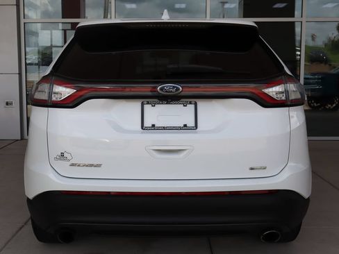 Used 2016 Ford Edge SE FWD image 7
