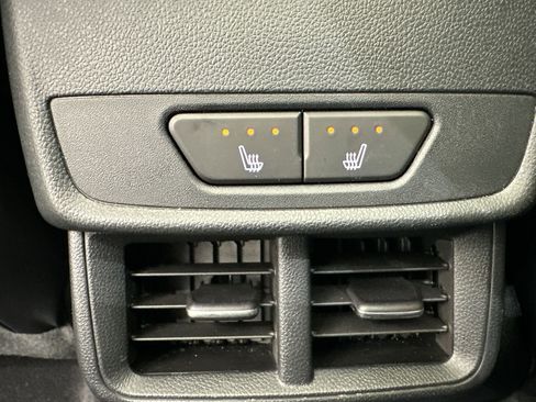 Used 2025 GMC Terrain Elevation w/ Elevation Premium Package image 30