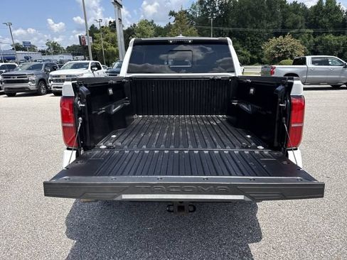 Used 2025 Toyota Tacoma SR5 w/ SR5 Upgrade Package RWD image 30