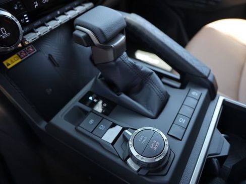 New 2026 Toyota 4Runner Limited AWD/4WD image 23