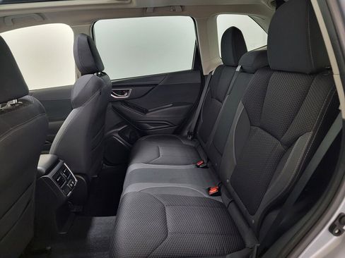 Used 2024 Subaru Forester Premium image 13