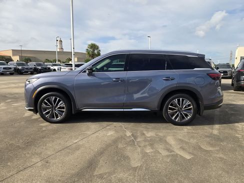 Certified 2026 INFINITI QX60 Luxe w/ Cargo Package FWD image 3