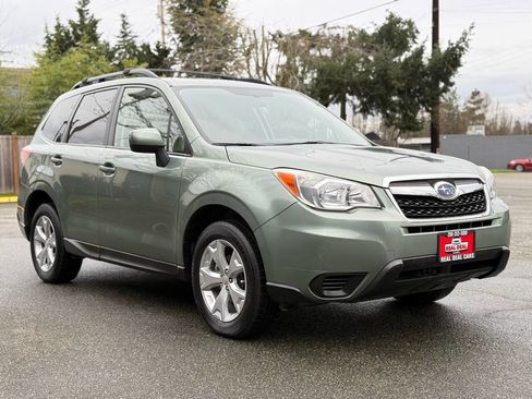 Used 2014 Subaru Forester 2.5i Premium image 2