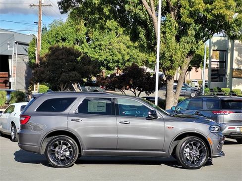New 2026 Dodge Durango GT image 8