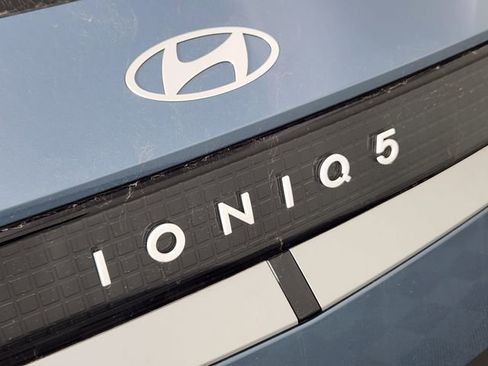 New 2026 Hyundai Ioniq 5 SE AWD/4WD image 8