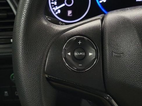 Certified 2022 Honda HR-V LX image 25