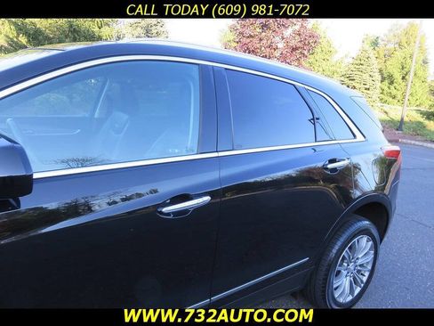 Used 2017 Cadillac XT5 Luxury w/ Driver Awareness Package AWD/4WD image 32