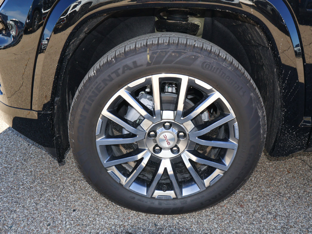 New 2027 GMC Terrain Denali w/ LPO, Black Badging Package AWD/4WD image 38