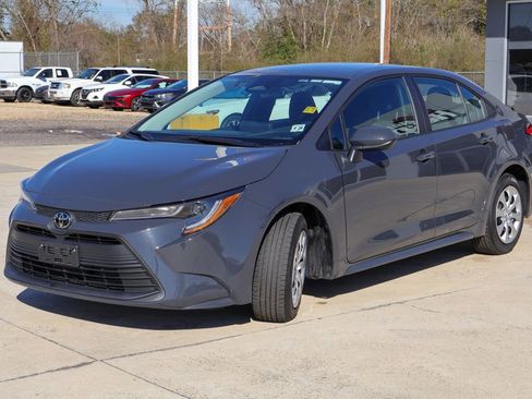 Used 2024 Toyota Corolla LE image 22