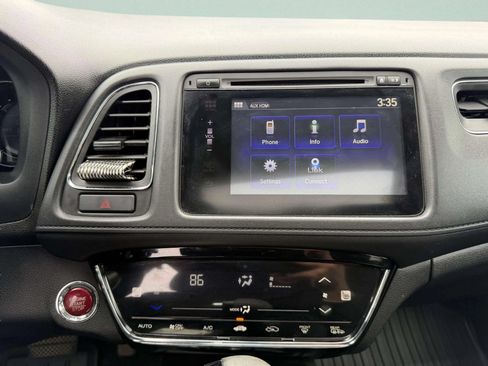 Used 2017 Honda HR-V EX image 28