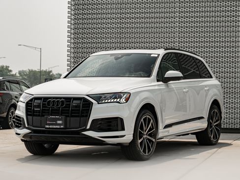 Certified 2023 Audi Q7 3.0T Prestige w/ Prestige Package AWD/4WD image 7
