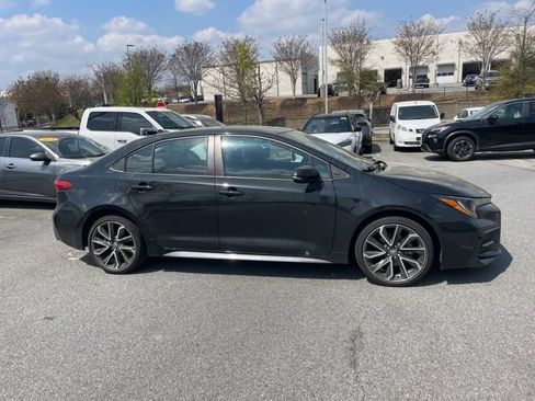 Used 2022 Toyota Corolla XSE image 2