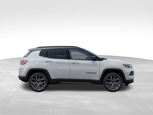 New 2026 Jeep Compass Limited image 22