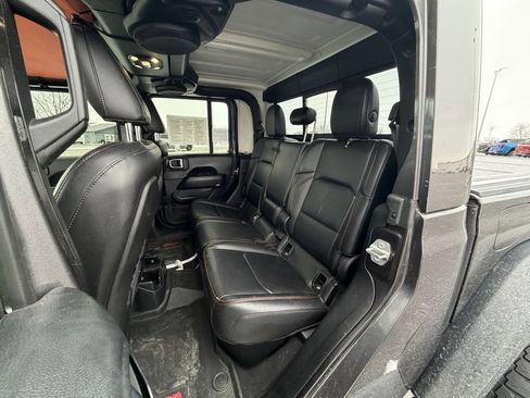 Used 2021 Jeep Gladiator Mojave image 10