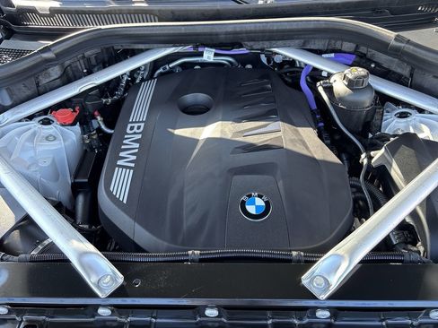 Used 2026 BMW X5 xDrive40i image 11