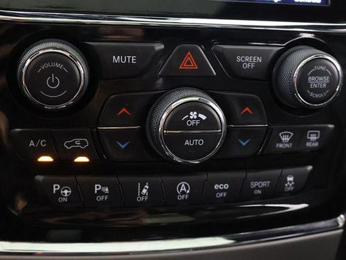 Used 2021 Jeep Grand Cherokee Limited w/ Quick Order Package 28K 80th AWD/4WD image 55