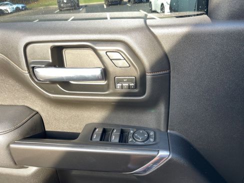 Used 2021 GMC Sierra 1500 AT4 image 8