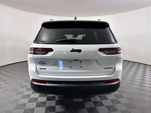 New 2025 Jeep Grand Cherokee L Limited w/ Black Appearance Package image 11
