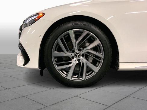 Used 2025 Mercedes-Benz E 350 Sedan image 10