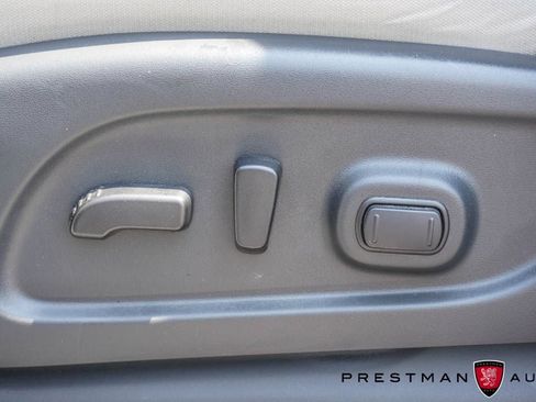 Used 2024 Nissan Titan SV w/ SV Convenience Package AWD/4WD image 28