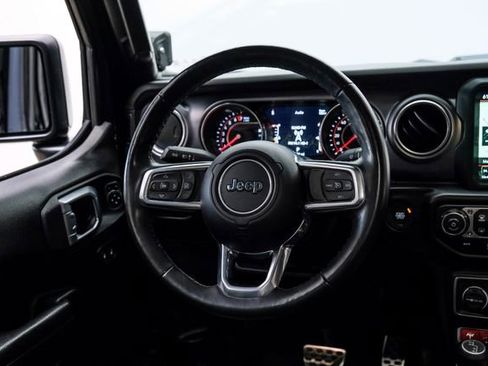 Used 2022 Jeep Gladiator Rubicon w/ Cold Weather Group image 58