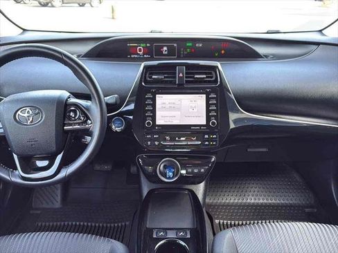 Used 2022 Toyota Prius Prime LE image 25