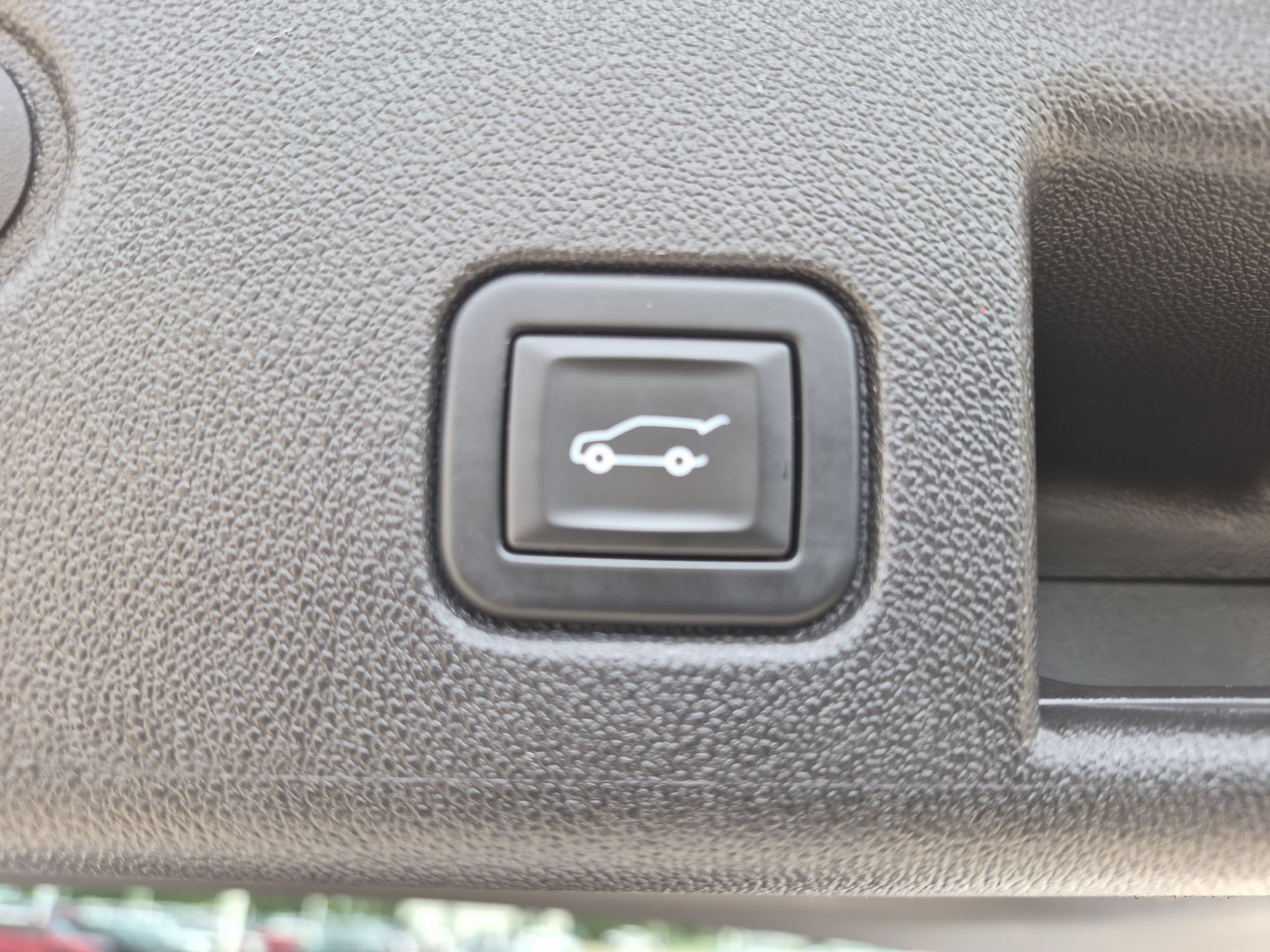 Used 2024 Chevrolet Equinox LT FWD image 26