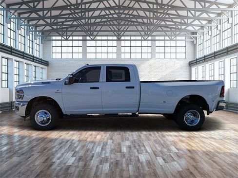 New 2026 RAM 3500 Tradesman image 7