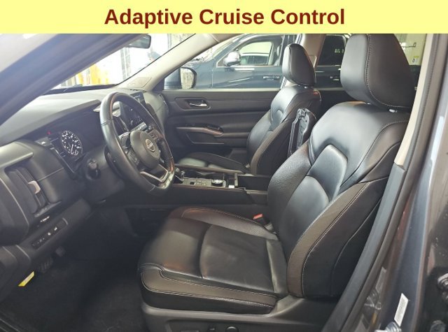 Used 2024 Nissan Pathfinder SL w/ SL Premium Package AWD/4WD image 11