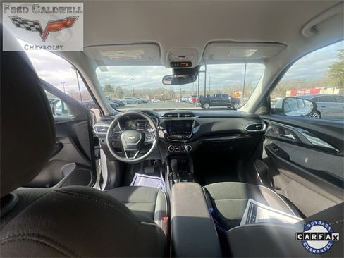 Used 2023 Chevrolet TrailBlazer LT w/ Convenience Package image 19