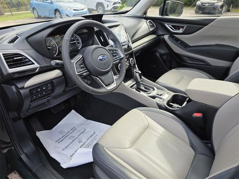 Used 2023 Subaru Forester Limited image 26