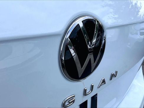 Used 2022 Volkswagen Tiguan SE AWD/4WD image 30