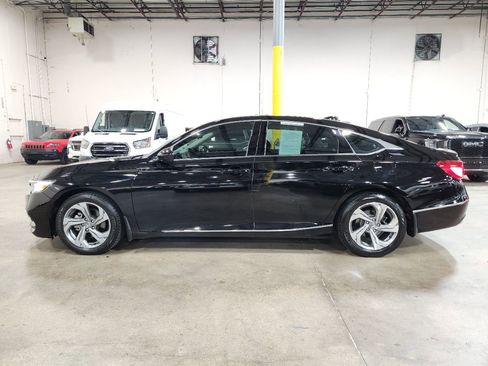 Used 2018 Honda Accord EX image 7