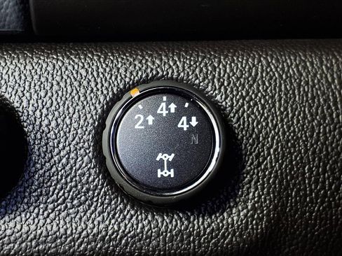 Used 2016 Chevrolet Colorado Z71 image 17