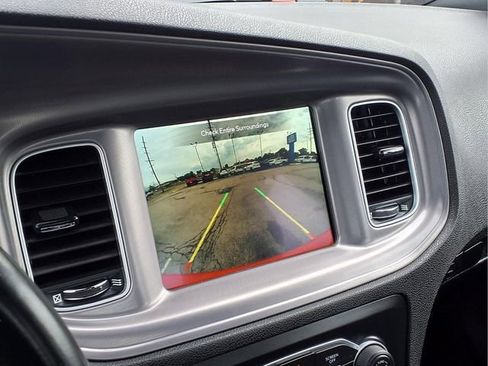 Used 2023 Dodge Charger SXT RWD image 8
