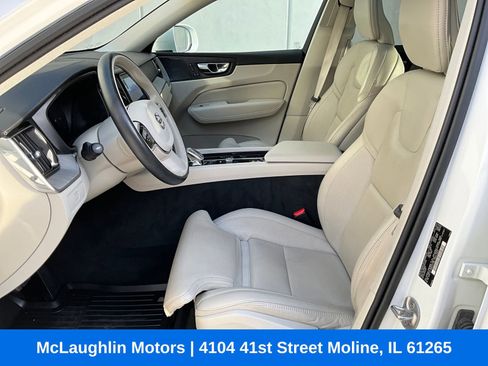 Used 2023 Volvo XC60 B5 Ultimate w/ Climate Package image 2
