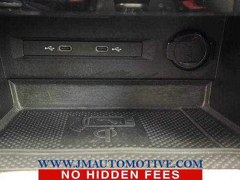 Used 2024 Volkswagen Taos SE FWD image 37