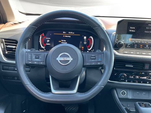 Used 2023 Nissan Rogue Platinum w/ Platinum Premium Package AWD/4WD image 14