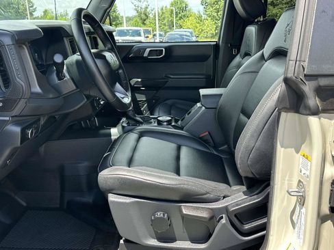 Used 2025 Ford Bronco Big Bend AWD/4WD image 4