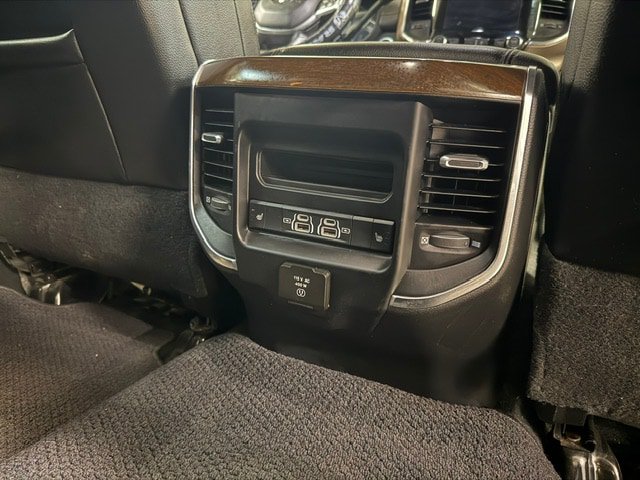 Used 2022 RAM 3500 Laramie AWD/4WD image 19