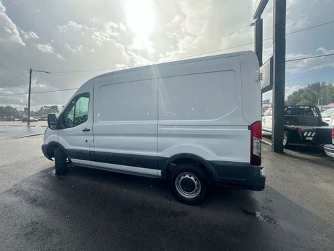 Used 2017 Ford Transit 150 130 Medium Roof image 4