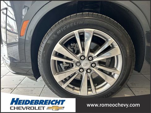 Certified 2023 Cadillac XT6 Premium Luxury image 6