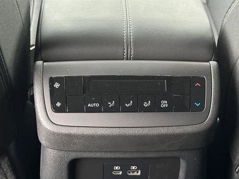 New 2025 Nissan Pathfinder SV w/ Cargo Package image 14