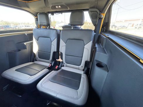 Used 2022 Ford Bronco Wildtrak image 34