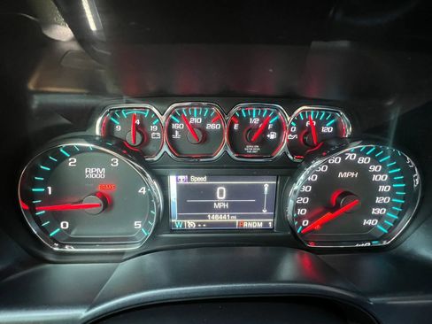 Used 2016 Chevrolet Silverado 2500 LT w/ LT Convenience Package image 31