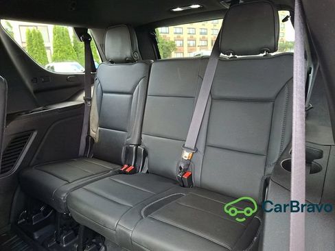 Certified 2021 GMC Yukon Denali w/ Denali Premium Package AWD/4WD image 11