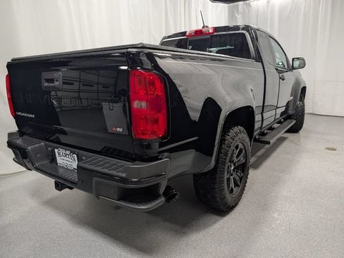 Used 2021 Chevrolet Colorado Z71 w/ Z71 Midnight Edition AWD/4WD image 4