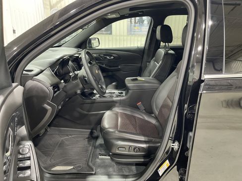 Used 2023 Chevrolet Traverse High Country w/ LPO, Floor Liner Package image 2