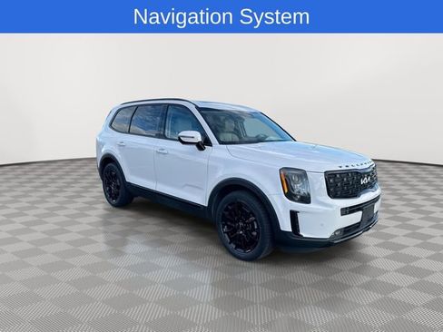 Certified 2022 Kia Telluride SX w/ Nightfall Edition Package image 2