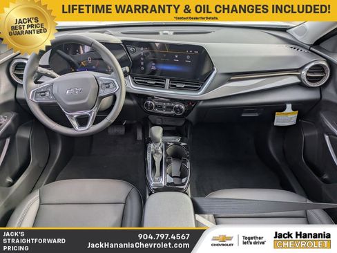 New 2026 Chevrolet Trax ACTIV w/ Sunroof Package FWD image 15